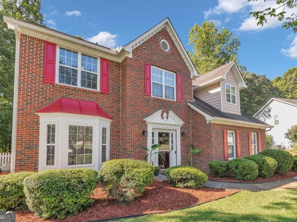 3785 Sweetbriar Trce, Snellville, GA 30039