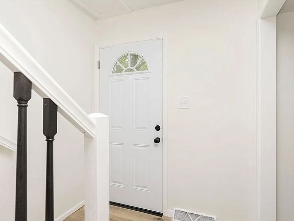 3rd image of 7737 Southfield Dr #7739