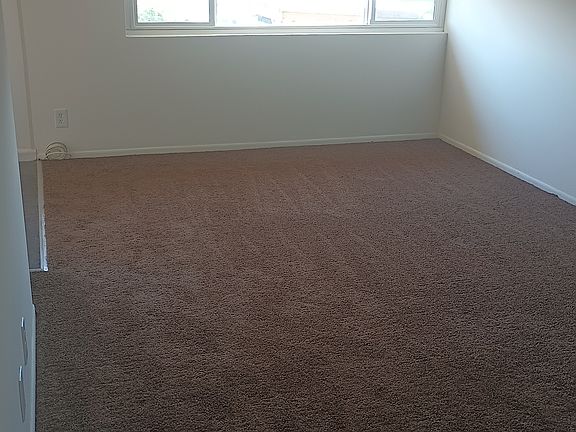 5th image of 11010 S Normandie Ave #3