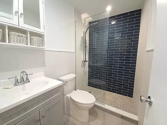 Rented by TorsX Inc | media 12