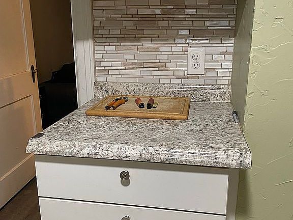 Kitchen back splash 