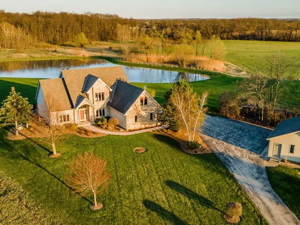 4374 108th STREET, Franksville, WI 53126