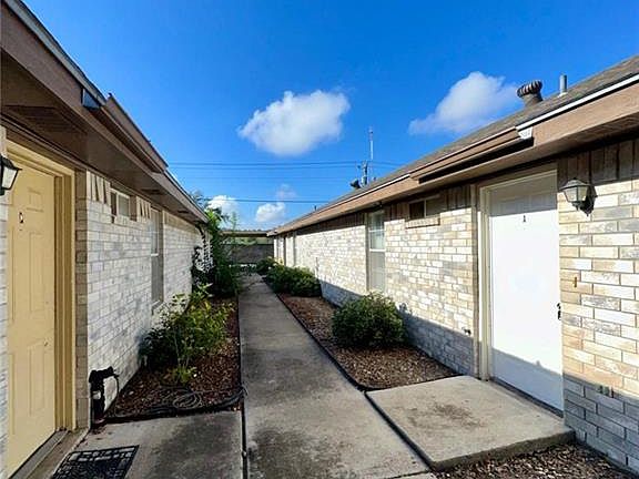 2nd image of 701 Mynah Ave #2