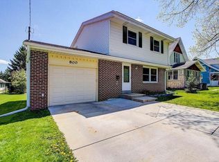 800 N Main St, Hartford, WI