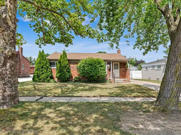 31512 Joy Rd, Livonia, MI 48150