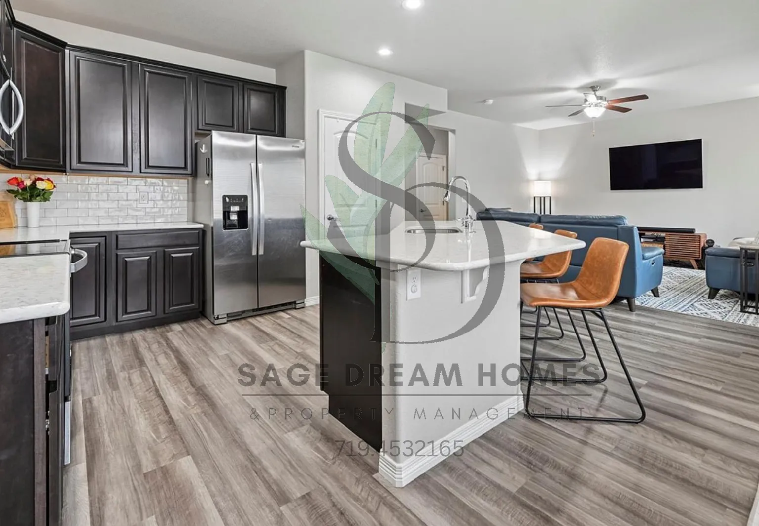 5 bed, 3.5 bath, 3022 sqft, $2,750 — Photo 2