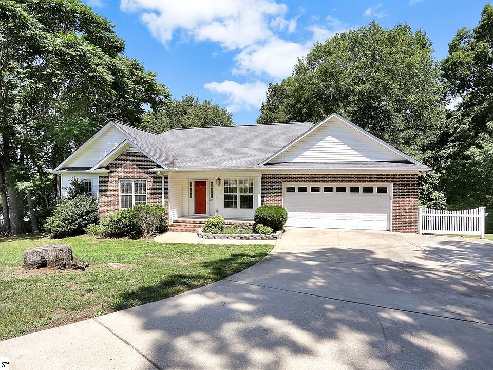 407 Foxfire Dr, Simpsonville, SC 29680 Zillow