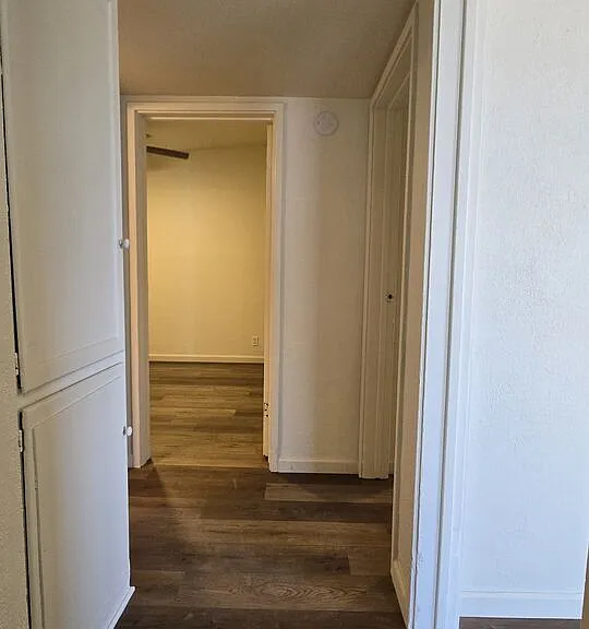1465 W Hamilton Ave — Photo 7