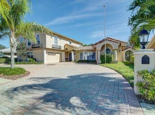 3927 Doral Dr, Tampa, FL 33634