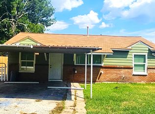 809 S Kansas St, La Porte, TX 77571