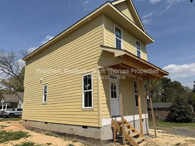 1203 Fern St — Photo 5