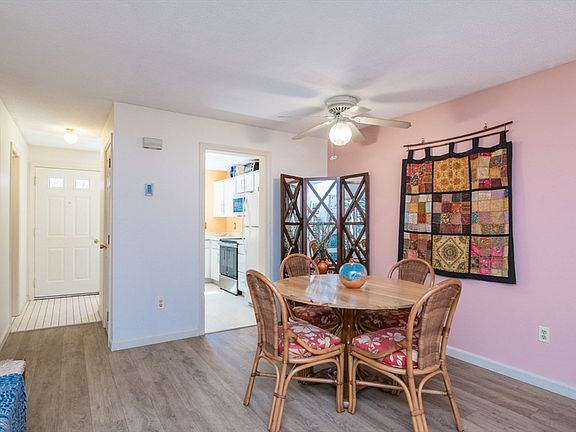 5th image of 575 Bridge Rd Unit 8-5
