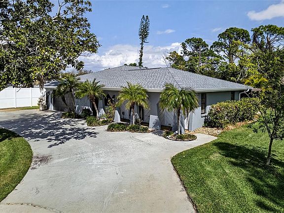 3rd image of 5841 Osprey Rd