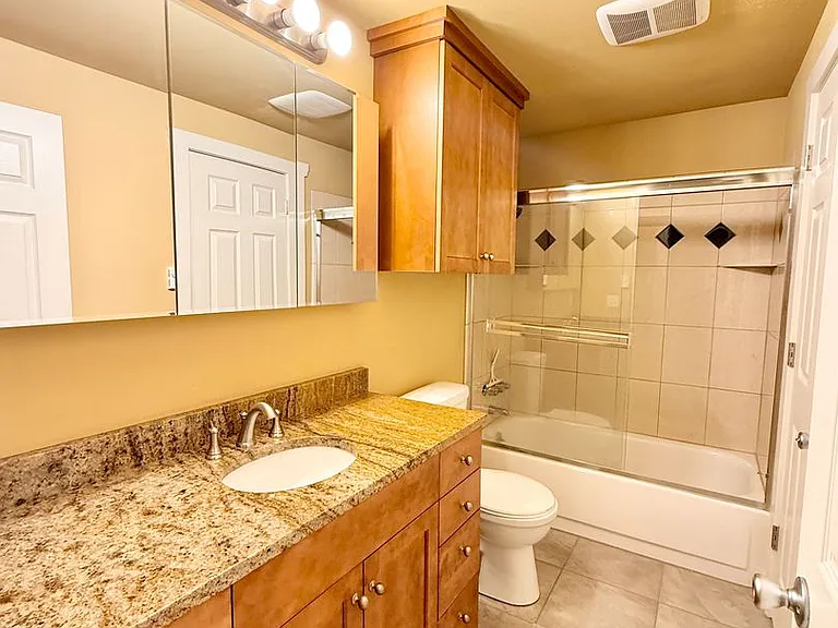 6222 Bluff Pl — Photo 10