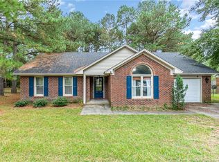 113 Stonesthrow Ln, Raeford, NC 28376