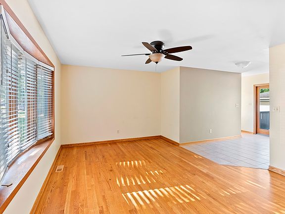 2nd image of 1611 Lucylle Ave