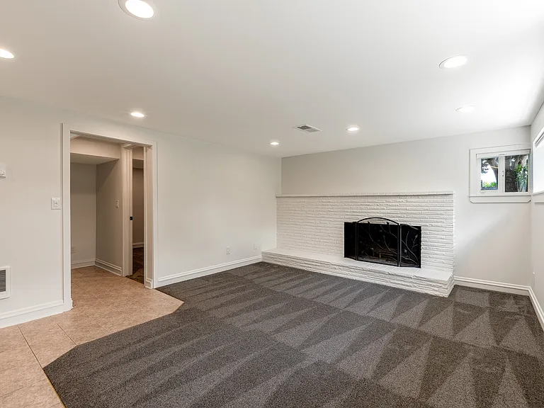 5738 S Upland Rd #B — Photo 9
