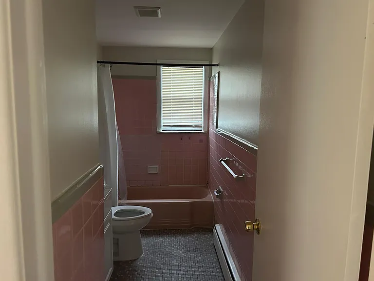 355 Plainfield Ave #B04 — Photo 7