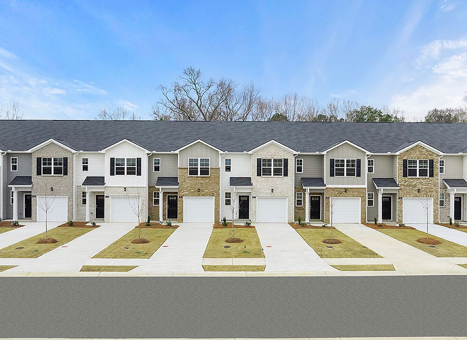 1st image of 202 Kenmore Cir