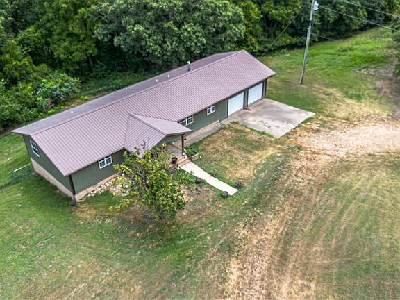 5th image of 26480 Farm Road 1000