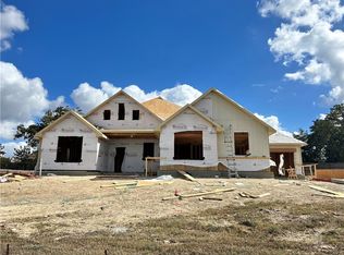 3273 Rose Hill Ln, Bryan, TX 77808