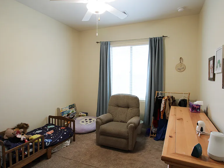 4423 E Angela Dr — Photo 20