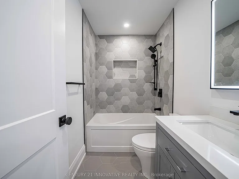 58 Carsbrooke Rd — Photo 18