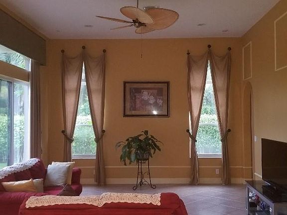 2nd image of 10108 Oak Meadow Lane
