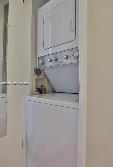 47 Sidonia Ave #47 — Photo 21