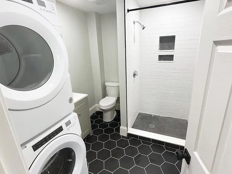 72 Crystal Cove Ave #72R — Photo 6