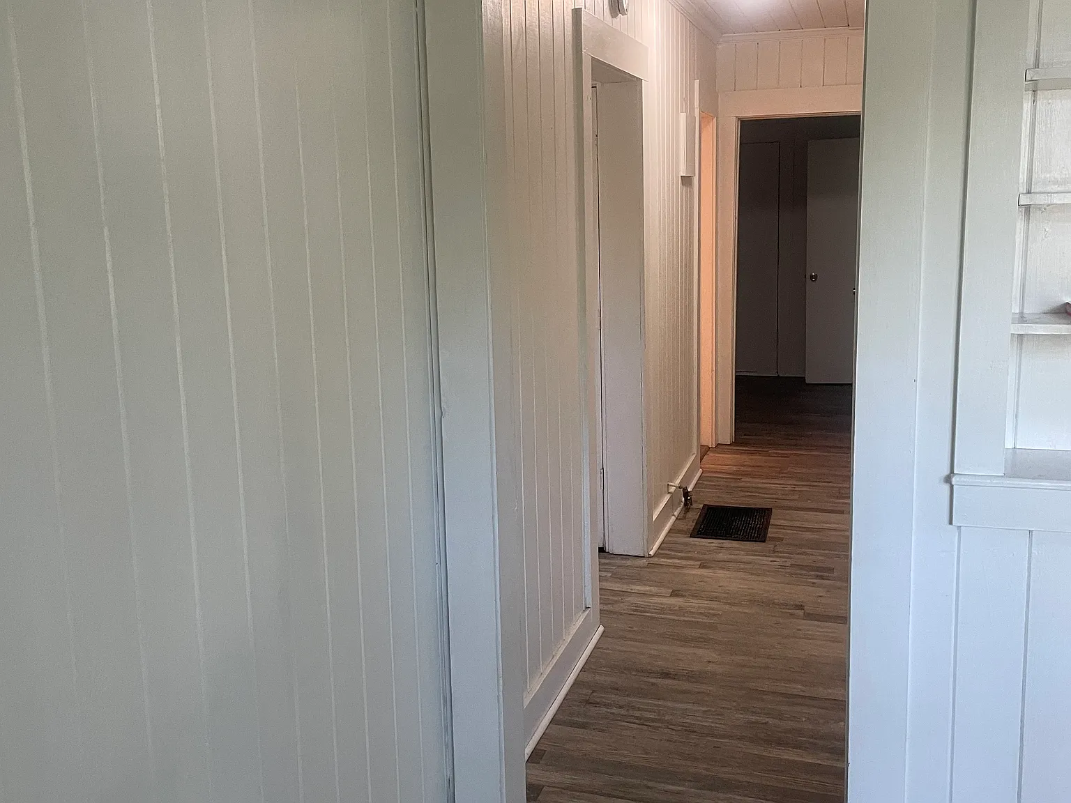 323 N Spair St — Photo 4