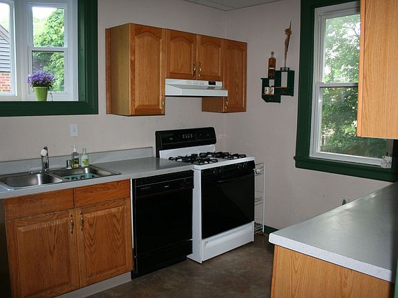 5th image of 6739 Siebern Ave