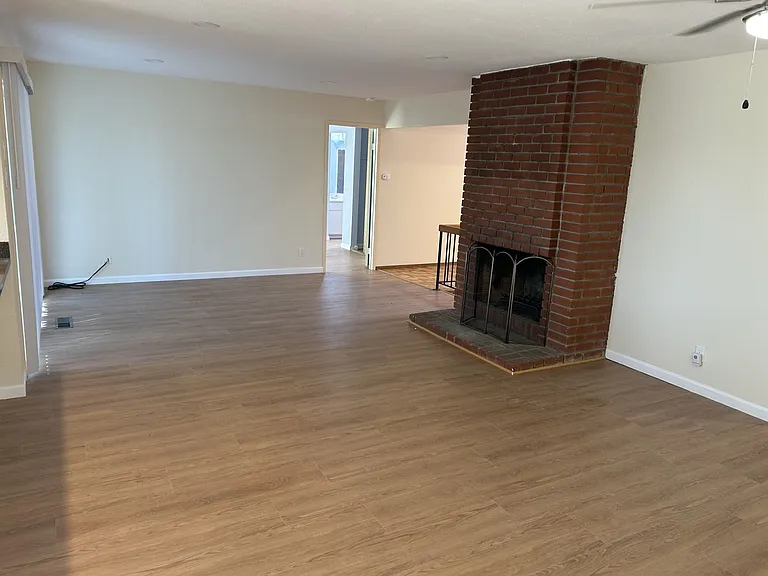 187 Fleet St — Photo 10