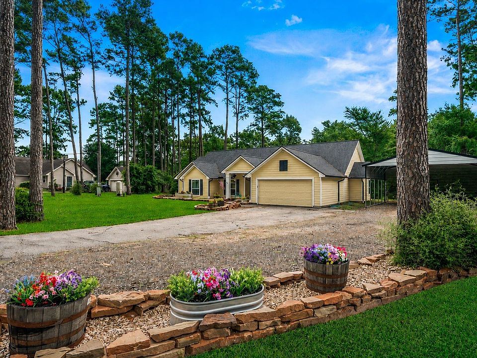 1st image of 25680 Wisteria Ln