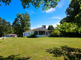 706 Emory Heights Rd, Harriman, TN 37748