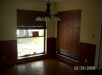 5th image of 7011 NW 39th Ct
