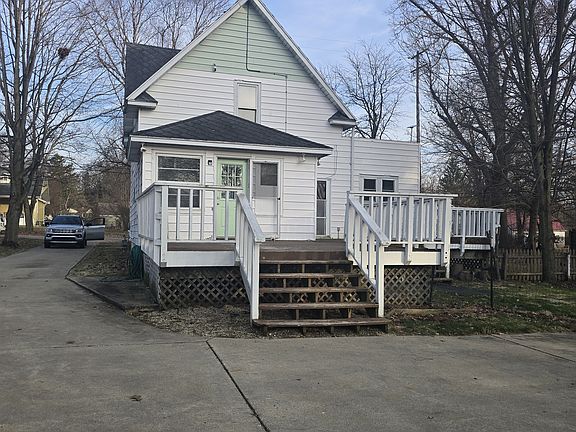 2nd image of 31 Eldredge St