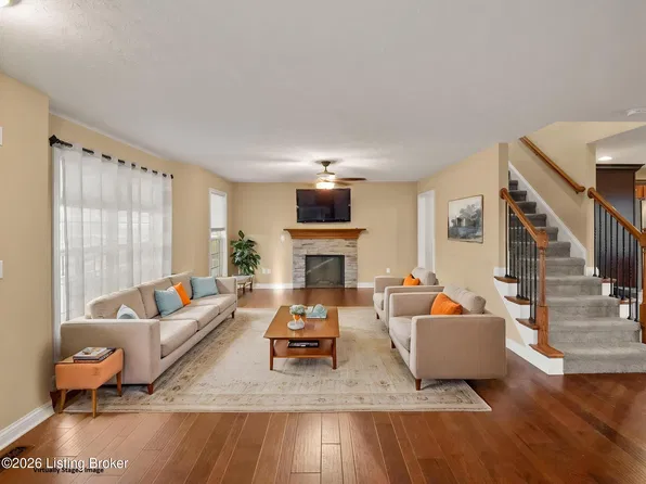 213 Butterfield Dr, Elizabethtown, KY 42701