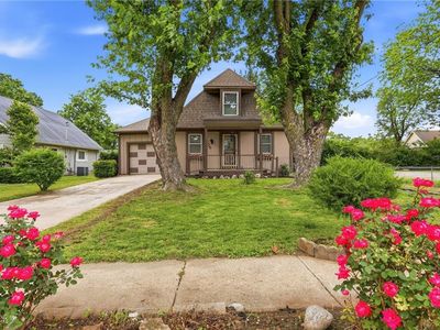 405 S Pine St, Olathe, KS, 66061