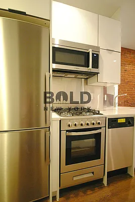 Rented by Bold New York | media 17