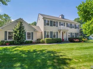 115 W End Ave, Pompton Plains, NJ 07444
