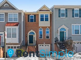 8107 Old Pohick Ct, Lorton, VA 22079