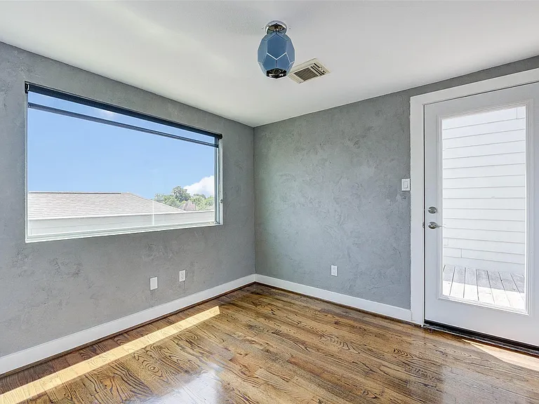 1515 Crockett St — Photo 26