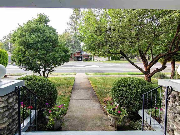 4th image of 3009 W Alice Ave