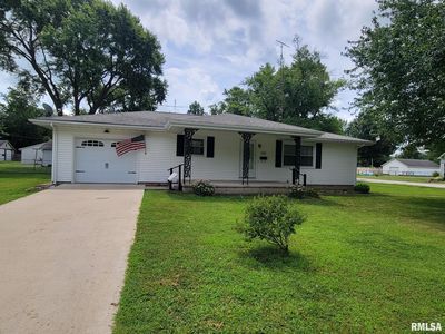 429 Weaver St, Nokomis, IL, 62075