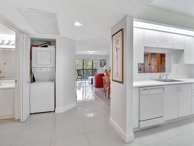 13705 SW 12th St #305 B, Pembroke Pines, FL, 33027