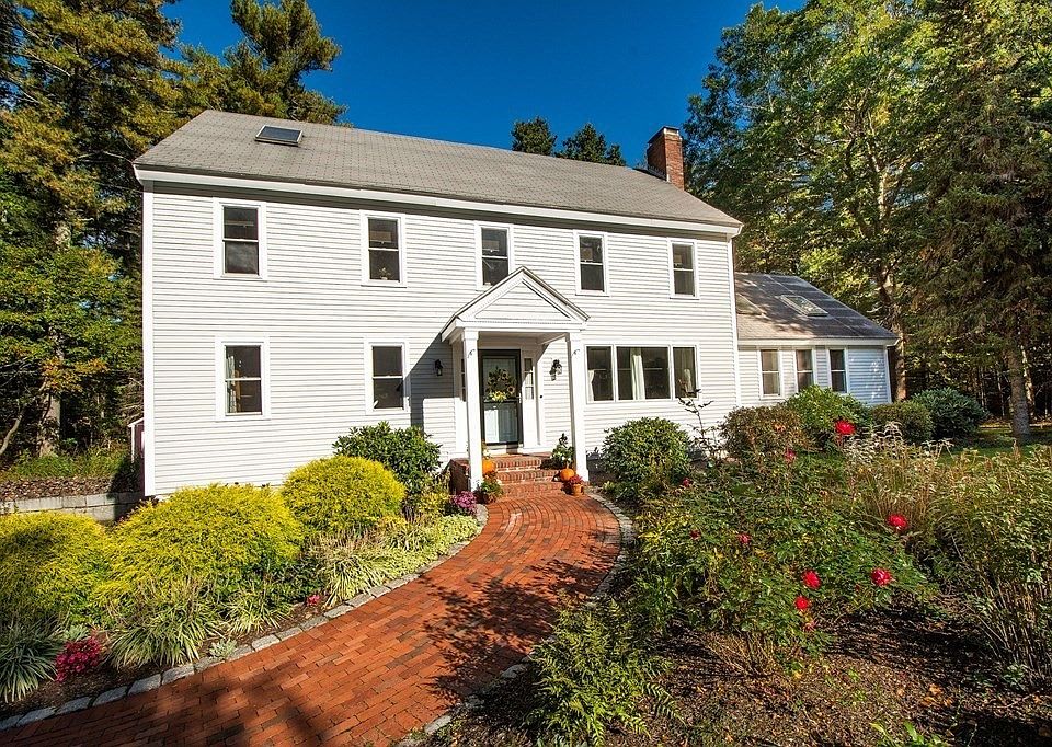 1st image of 64 Mill Pond Ln