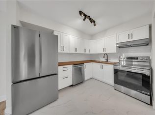 3085 Kingsway Dr #21, Kitchener, ON N2C2P1