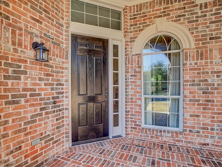 12505 Glacier Parke Cv