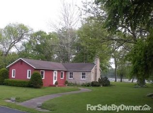 13 River Ln, Kankakee, IL 60901